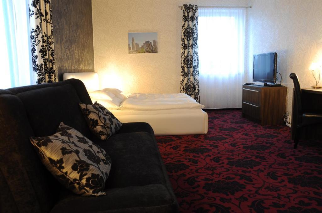 Double Room,11678213:JPEG